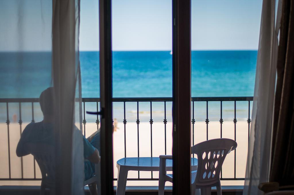 Rocamar Beach Resort Carevo Quarto foto